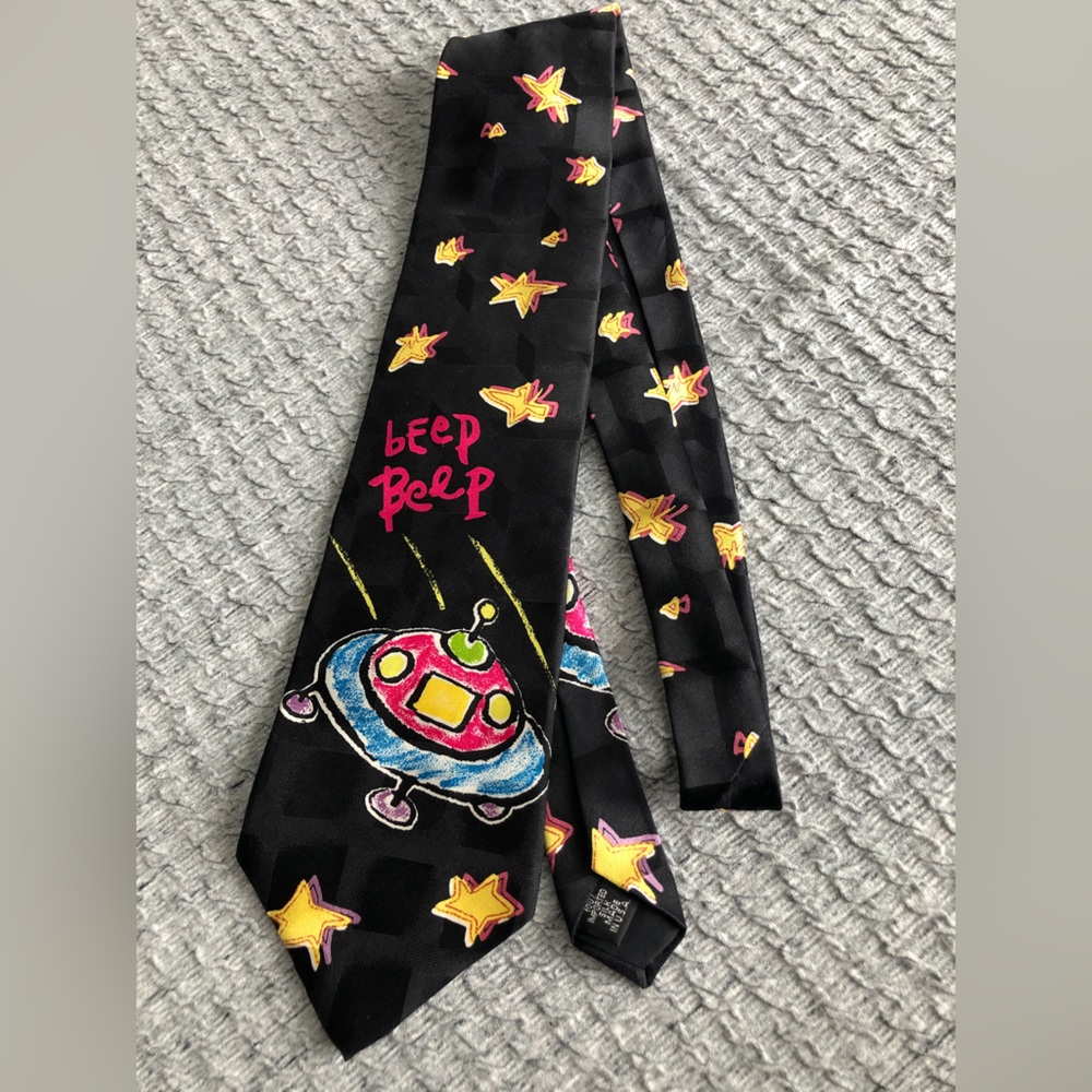 Vintage Tamagotchi Tie UFO Beep Beep